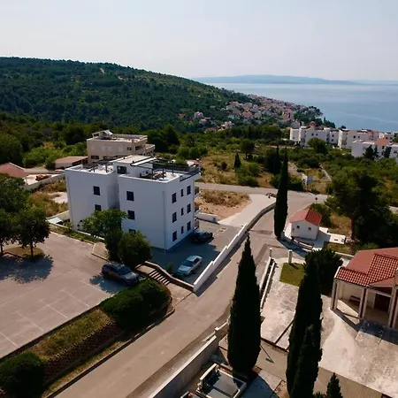 Ivano With Pool & Jacuzzi * Trogir