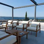 Ivano With Pool & Jacuzzi * トロギール