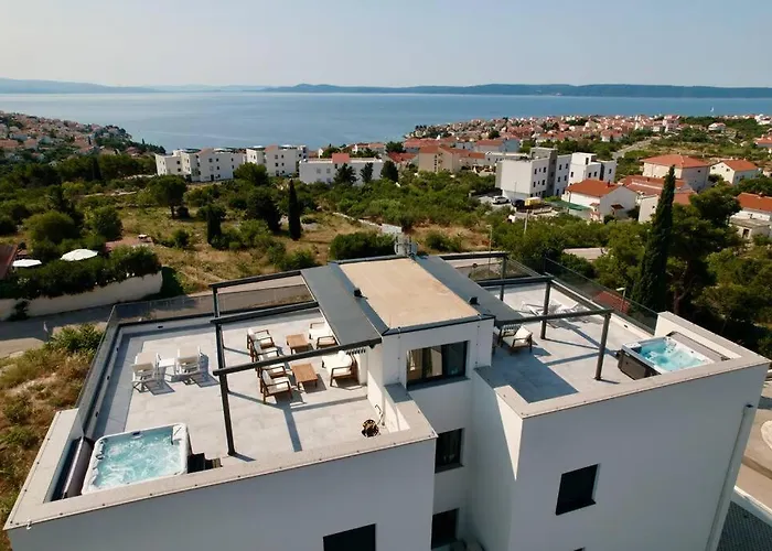 Appartement Ivano With Pool & Jacuzzi *
