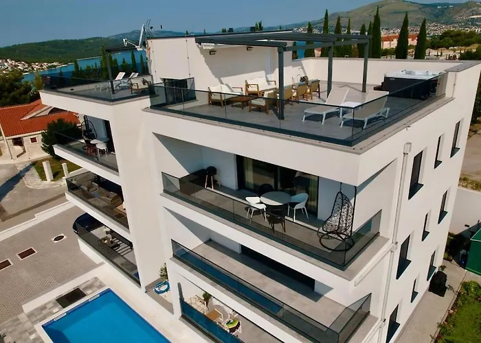 Appartement Ivano With Pool & Jacuzzi