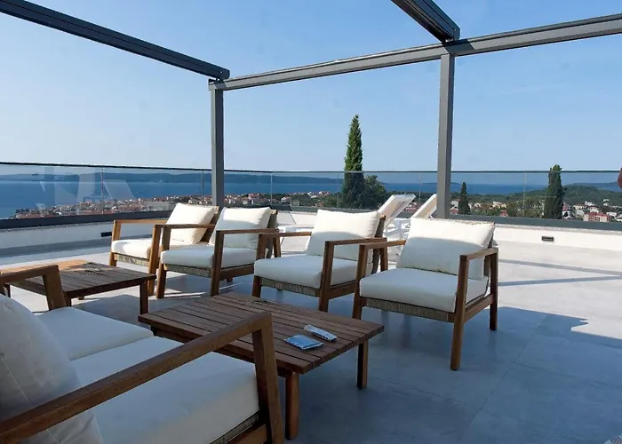 Ivano With Pool & Jacuzzi * Trogir